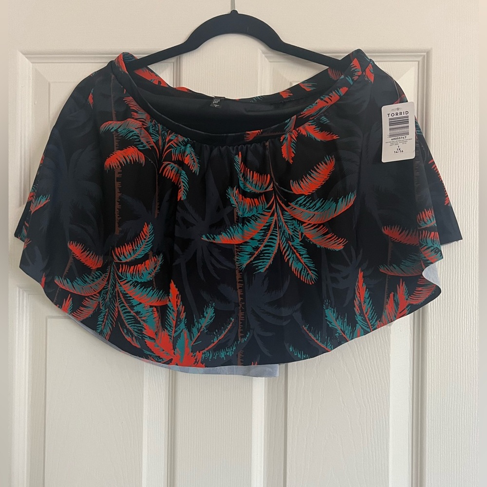 PLUS SIZE SWIM SKIRT